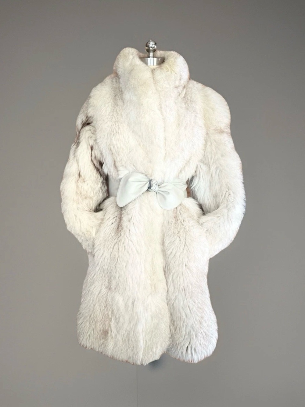 BEAUTIFUL NATURAL BLUE FOX FUR COAT LUXURY JACKET NOT LYNX CHINCHILLA COYOTE
